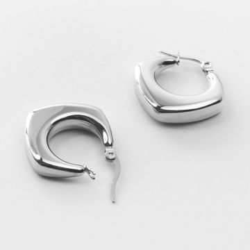 Duże kolczyki trójkąty dmuchane ze stali chirurgicznej w kolorze srebrnym 20x23,5mm