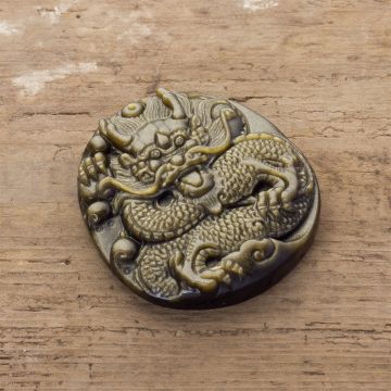 Zawieszka z obsydianu złotego ręcznie rzeźbiona 53mm