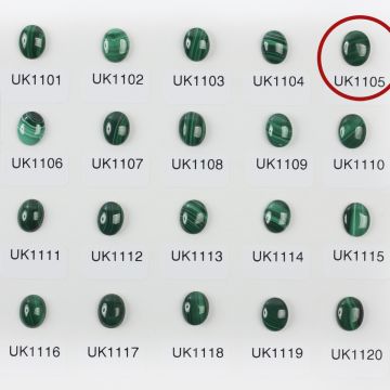 Malachit naturalny kaboszon owal 10,5mm