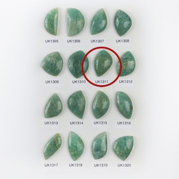 Amazonit kaboszon nieregularny 32,5mm