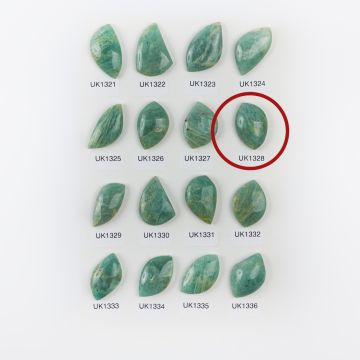 Amazonit kaboszon nieregularny 28,5mm