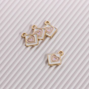 Zawieszka emaliowana serce w kwadracie biały 13mm Zawieszka emaliowana serce w kwadracie biały 13mm