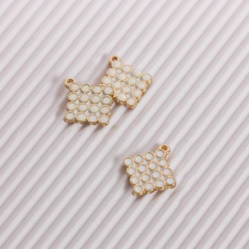 Zawieszka emaliowana kwadrat w bąbelki biały 15mm