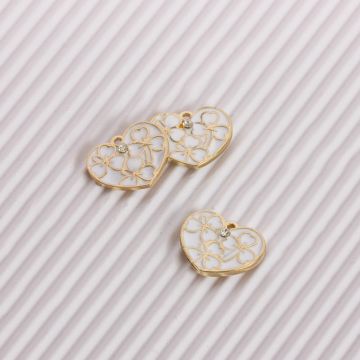 Zawieszka emaliowana serce we wzorki z kryształkiem biały 14mm Zawieszka emaliowana serce we wzorki z kryształkiem biały 14mm