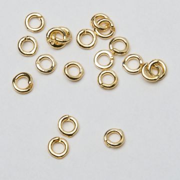 Kółeczko z zabezpieczeniem do podwieszania zawieszek mosiądz pozłacany 14k Au585 5,5mm