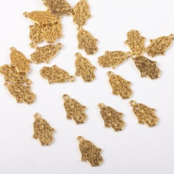 Srebrna zawieszka ręka Fatimy mini AG925 pozłacana 14x9mm