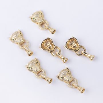 Zapięcie do pereł głowa tygrysa z cyrkoniami złocone 32mm