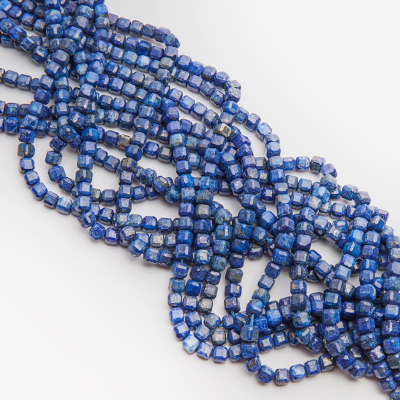 Lapis lazuli kostka fasetowana 4,5mm