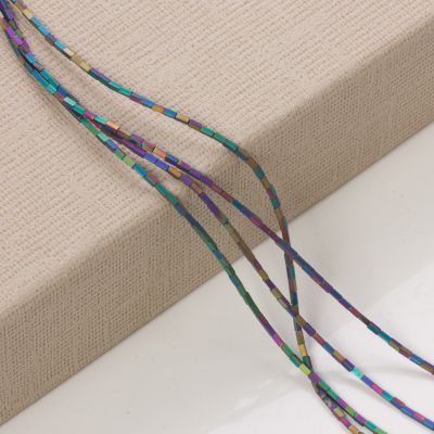 Hematyt platerowany słupek kwadratowy mat multicolor 3x1,5mm - na sznury