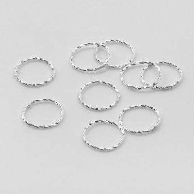 Srebrny łącznik/zawieszka kółko z drutu diamentowanego AG925 9mm