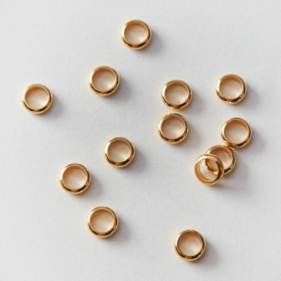 Przekładka ze stali chirurgicznej pierścień w kolorze złotym 6x2mm