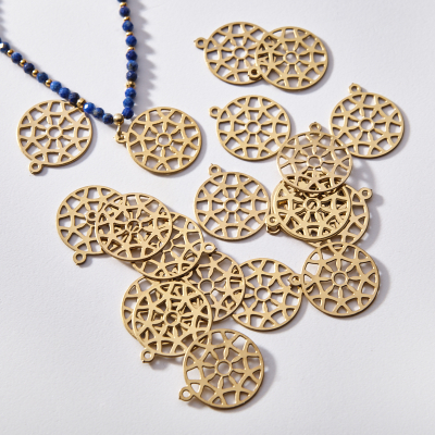 Zawieszka pozłacana ze stali szlachetnej ażur 18,4mm