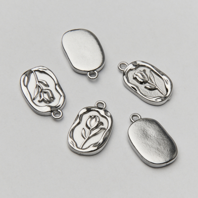 Zawieszka ze stali chirurgicznej tulipan w kolorze srebrnym 20mm