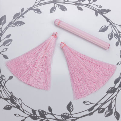 Chwost z wiskozy pąsowy 10cm