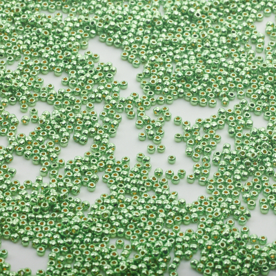 Koraliki TOHO - Round 11/0 Permafinish - Galvanized Green Apple