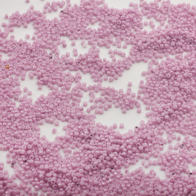 Koraliki TOHO - Round 15/0 Opaque-Lustered Pale Mauve