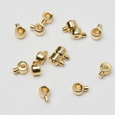 Zacisk w kształcie walca do wykończania nici, linek, sznureczków z mosiądzu w kolorze złotym 0,8mm