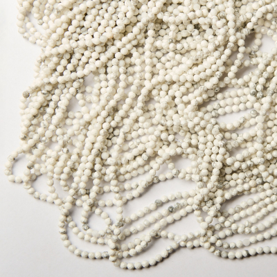 Howlit biały kulka fasetowana 3mm