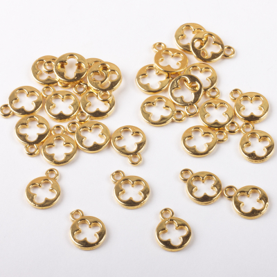 Srebrna zawieszka kwiatek w kółku AG925 9mm pozłacana